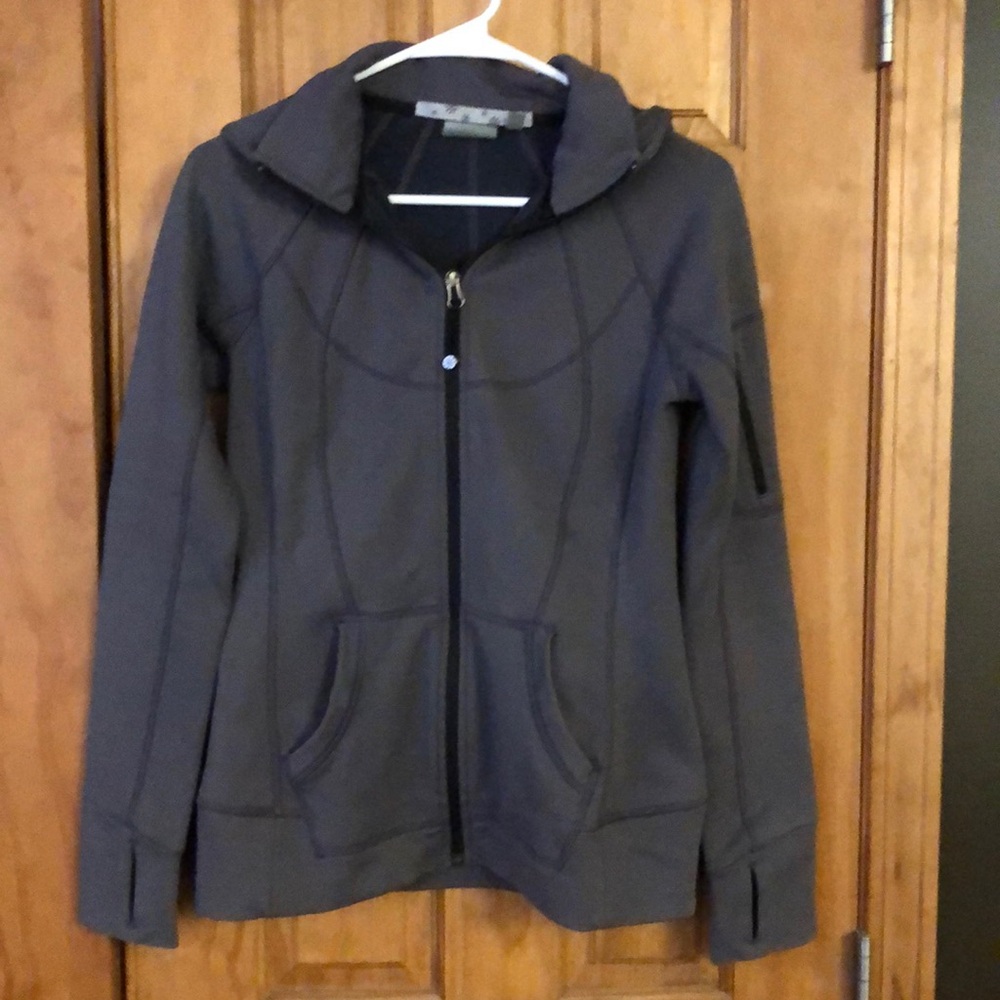 Athleta women’s zip up sweatshirt